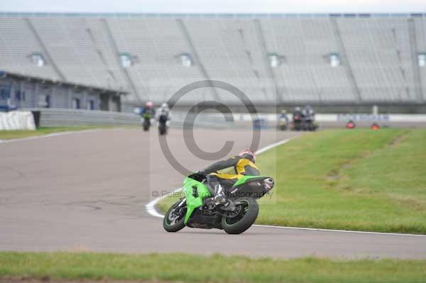 Motorcycle action photographs;Rockingham;Rockingham photographs;Trackday digital images;event digital images;eventdigitalimages;no limits trackday;peter wileman photography;rockingham corby northamptonshire;trackday;trackday photos