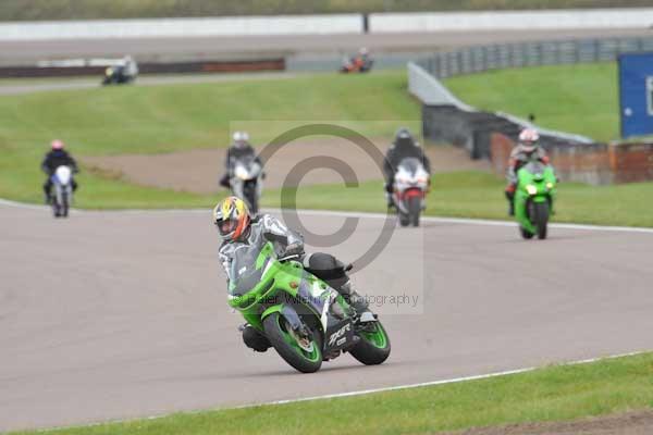 Motorcycle action photographs;Rockingham;Rockingham photographs;Trackday digital images;event digital images;eventdigitalimages;no limits trackday;peter wileman photography;rockingham corby northamptonshire;trackday;trackday photos