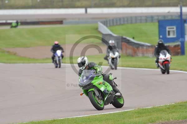 Motorcycle action photographs;Rockingham;Rockingham photographs;Trackday digital images;event digital images;eventdigitalimages;no limits trackday;peter wileman photography;rockingham corby northamptonshire;trackday;trackday photos