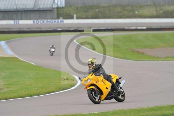Motorcycle action photographs;Rockingham;Rockingham photographs;Trackday digital images;event digital images;eventdigitalimages;no limits trackday;peter wileman photography;rockingham corby northamptonshire;trackday;trackday photos