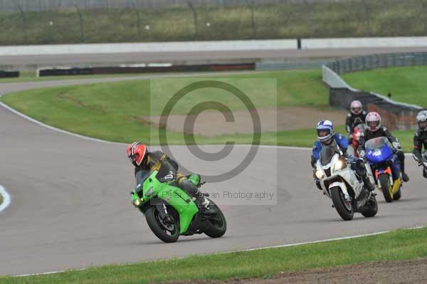 Motorcycle action photographs;Rockingham;Rockingham photographs;Trackday digital images;event digital images;eventdigitalimages;no limits trackday;peter wileman photography;rockingham corby northamptonshire;trackday;trackday photos