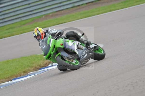 Motorcycle action photographs;Rockingham;Rockingham photographs;Trackday digital images;event digital images;eventdigitalimages;no limits trackday;peter wileman photography;rockingham corby northamptonshire;trackday;trackday photos