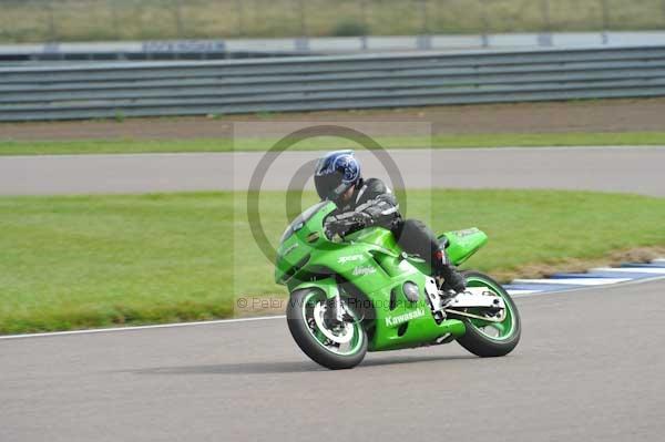 Motorcycle action photographs;Rockingham;Rockingham photographs;Trackday digital images;event digital images;eventdigitalimages;no limits trackday;peter wileman photography;rockingham corby northamptonshire;trackday;trackday photos
