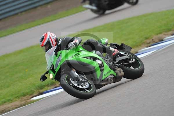 Motorcycle action photographs;Rockingham;Rockingham photographs;Trackday digital images;event digital images;eventdigitalimages;no limits trackday;peter wileman photography;rockingham corby northamptonshire;trackday;trackday photos