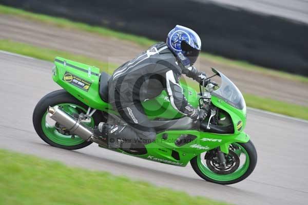 Motorcycle action photographs;Rockingham;Rockingham photographs;Trackday digital images;event digital images;eventdigitalimages;no limits trackday;peter wileman photography;rockingham corby northamptonshire;trackday;trackday photos