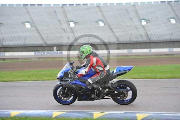 Motorcycle action photographs;Rockingham;Rockingham photographs;Trackday digital images;event digital images;eventdigitalimages;no limits trackday;peter wileman photography;rockingham corby northamptonshire;trackday;trackday photos