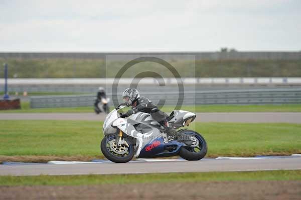 Motorcycle action photographs;Rockingham;Rockingham photographs;Trackday digital images;event digital images;eventdigitalimages;no limits trackday;peter wileman photography;rockingham corby northamptonshire;trackday;trackday photos