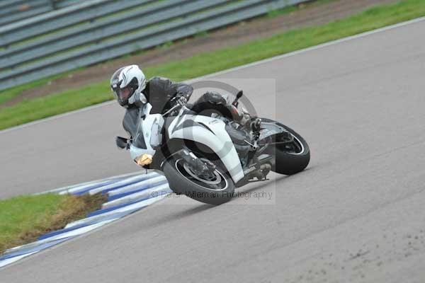 Motorcycle action photographs;Rockingham;Rockingham photographs;Trackday digital images;event digital images;eventdigitalimages;no limits trackday;peter wileman photography;rockingham corby northamptonshire;trackday;trackday photos