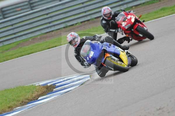 Motorcycle action photographs;Rockingham;Rockingham photographs;Trackday digital images;event digital images;eventdigitalimages;no limits trackday;peter wileman photography;rockingham corby northamptonshire;trackday;trackday photos