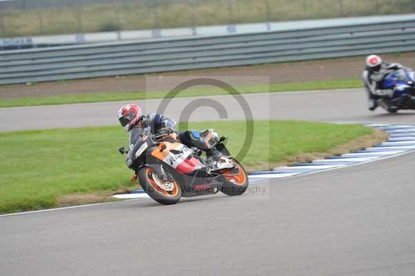 Motorcycle action photographs;Rockingham;Rockingham photographs;Trackday digital images;event digital images;eventdigitalimages;no limits trackday;peter wileman photography;rockingham corby northamptonshire;trackday;trackday photos