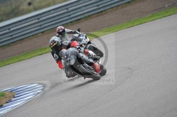 Motorcycle action photographs;Rockingham;Rockingham photographs;Trackday digital images;event digital images;eventdigitalimages;no limits trackday;peter wileman photography;rockingham corby northamptonshire;trackday;trackday photos