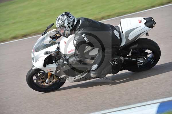 Motorcycle action photographs;Rockingham;Rockingham photographs;Trackday digital images;event digital images;eventdigitalimages;no limits trackday;peter wileman photography;rockingham corby northamptonshire;trackday;trackday photos