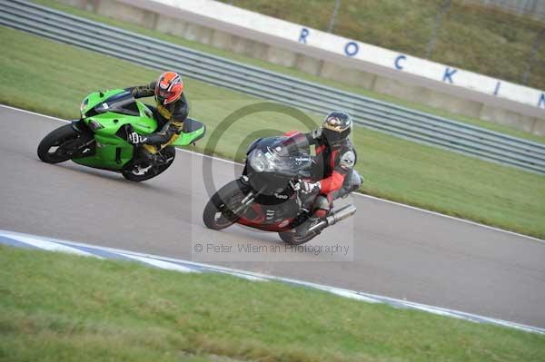 Motorcycle action photographs;Rockingham;Rockingham photographs;Trackday digital images;event digital images;eventdigitalimages;no limits trackday;peter wileman photography;rockingham corby northamptonshire;trackday;trackday photos
