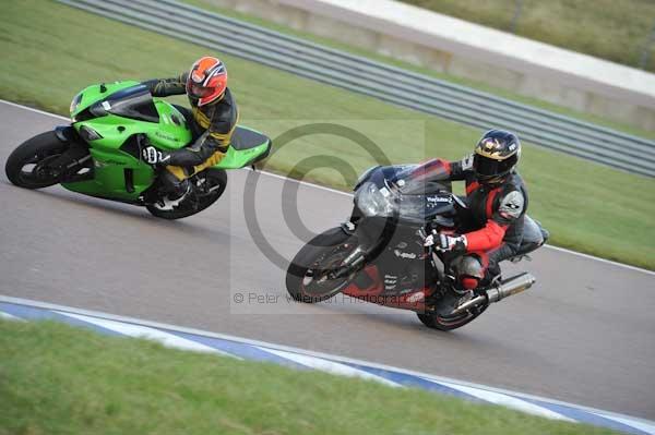 Motorcycle action photographs;Rockingham;Rockingham photographs;Trackday digital images;event digital images;eventdigitalimages;no limits trackday;peter wileman photography;rockingham corby northamptonshire;trackday;trackday photos