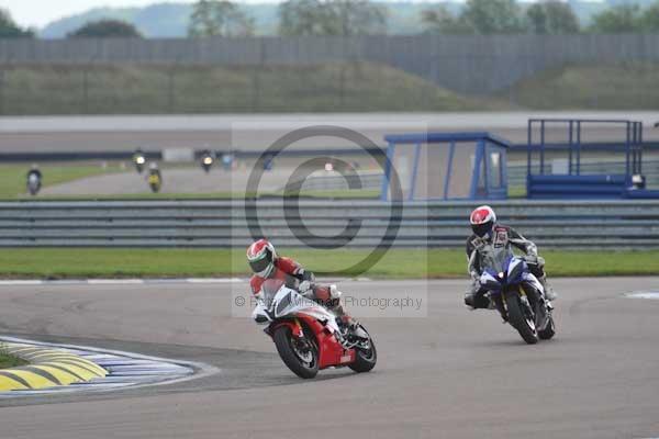 Motorcycle action photographs;Rockingham;Rockingham photographs;Trackday digital images;event digital images;eventdigitalimages;no limits trackday;peter wileman photography;rockingham corby northamptonshire;trackday;trackday photos