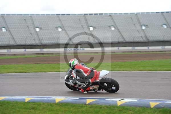 Motorcycle action photographs;Rockingham;Rockingham photographs;Trackday digital images;event digital images;eventdigitalimages;no limits trackday;peter wileman photography;rockingham corby northamptonshire;trackday;trackday photos