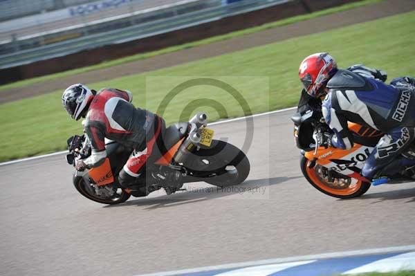 Motorcycle action photographs;Rockingham;Rockingham photographs;Trackday digital images;event digital images;eventdigitalimages;no limits trackday;peter wileman photography;rockingham corby northamptonshire;trackday;trackday photos