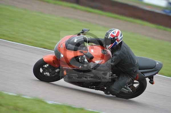 Motorcycle action photographs;Rockingham;Rockingham photographs;Trackday digital images;event digital images;eventdigitalimages;no limits trackday;peter wileman photography;rockingham corby northamptonshire;trackday;trackday photos