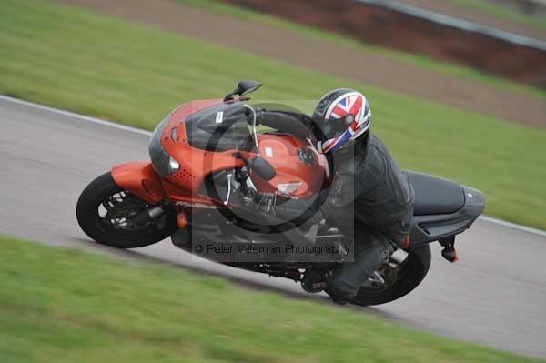 Motorcycle action photographs;Rockingham;Rockingham photographs;Trackday digital images;event digital images;eventdigitalimages;no limits trackday;peter wileman photography;rockingham corby northamptonshire;trackday;trackday photos