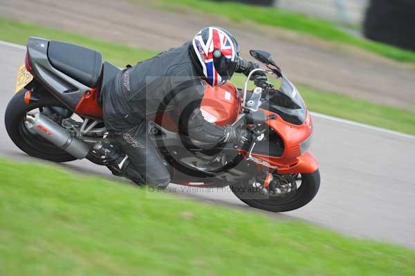 Motorcycle action photographs;Rockingham;Rockingham photographs;Trackday digital images;event digital images;eventdigitalimages;no limits trackday;peter wileman photography;rockingham corby northamptonshire;trackday;trackday photos