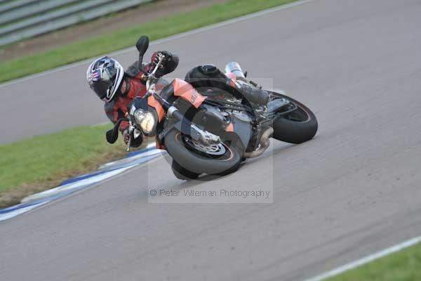 Motorcycle action photographs;Rockingham;Rockingham photographs;Trackday digital images;event digital images;eventdigitalimages;no limits trackday;peter wileman photography;rockingham corby northamptonshire;trackday;trackday photos