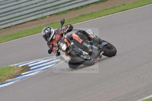 Motorcycle action photographs;Rockingham;Rockingham photographs;Trackday digital images;event digital images;eventdigitalimages;no limits trackday;peter wileman photography;rockingham corby northamptonshire;trackday;trackday photos
