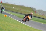 Motorcycle-action-photographs;Trackday-digital-images;event-digital-images;eventdigitalimages;no-limits-trackday;peter-wileman-photography;snetterton;snetterton-circuit-norfolk;snetterton-photographs;trackday;trackday-photos