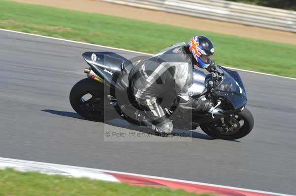 Motorcycle action photographs;Trackday digital images;event digital images;eventdigitalimages;no limits trackday;peter wileman photography;snetterton;snetterton circuit norfolk;snetterton photographs;trackday;trackday photos