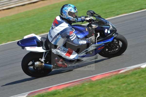 Motorcycle action photographs;Trackday digital images;event digital images;eventdigitalimages;no limits trackday;peter wileman photography;snetterton;snetterton circuit norfolk;snetterton photographs;trackday;trackday photos