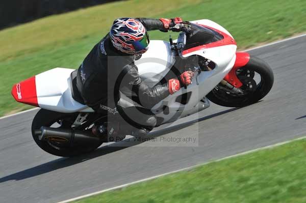 Motorcycle action photographs;Trackday digital images;event digital images;eventdigitalimages;no limits trackday;peter wileman photography;snetterton;snetterton circuit norfolk;snetterton photographs;trackday;trackday photos
