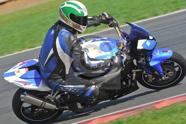 Motorcycle action photographs;Trackday digital images;event digital images;eventdigitalimages;no limits trackday;peter wileman photography;snetterton;snetterton circuit norfolk;snetterton photographs;trackday;trackday photos