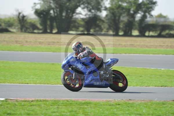 Motorcycle action photographs;Trackday digital images;event digital images;eventdigitalimages;no limits trackday;peter wileman photography;snetterton;snetterton circuit norfolk;snetterton photographs;trackday;trackday photos