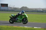 Motorcycle-action-photographs;Trackday-digital-images;event-digital-images;eventdigitalimages;no-limits-trackday;peter-wileman-photography;snetterton;snetterton-circuit-norfolk;snetterton-photographs;trackday;trackday-photos