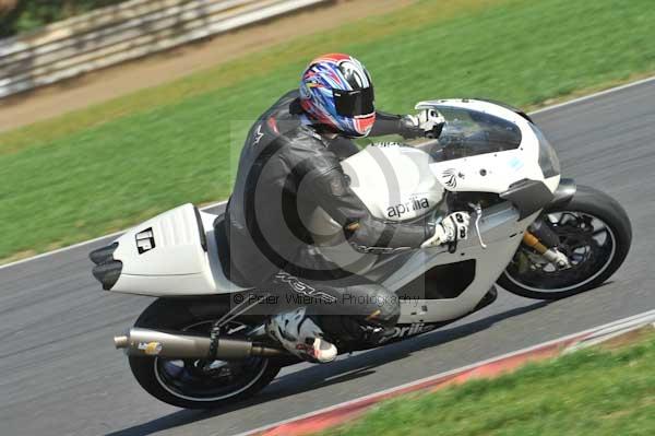 Motorcycle action photographs;Trackday digital images;event digital images;eventdigitalimages;no limits trackday;peter wileman photography;snetterton;snetterton circuit norfolk;snetterton photographs;trackday;trackday photos
