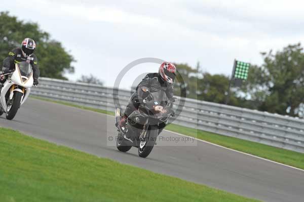 Motorcycle action photographs;Trackday digital images;event digital images;eventdigitalimages;no limits trackday;peter wileman photography;snetterton;snetterton circuit norfolk;snetterton photographs;trackday;trackday photos