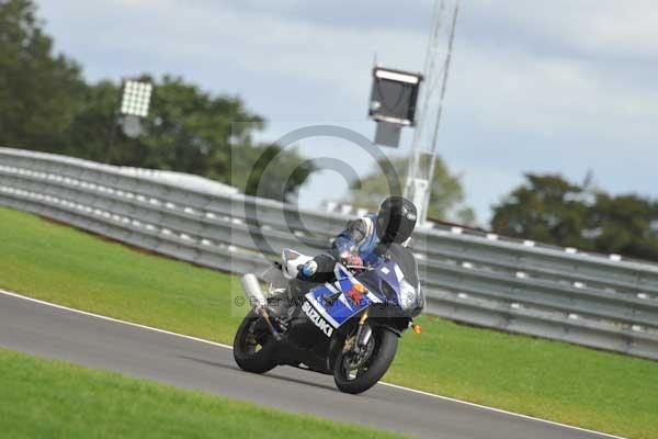 Motorcycle action photographs;Trackday digital images;event digital images;eventdigitalimages;no limits trackday;peter wileman photography;snetterton;snetterton circuit norfolk;snetterton photographs;trackday;trackday photos