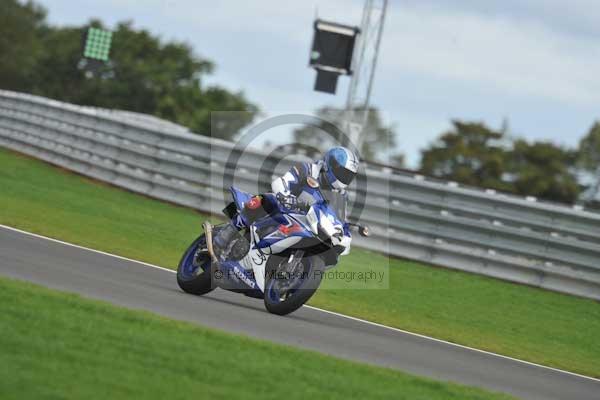 Motorcycle action photographs;Trackday digital images;event digital images;eventdigitalimages;no limits trackday;peter wileman photography;snetterton;snetterton circuit norfolk;snetterton photographs;trackday;trackday photos