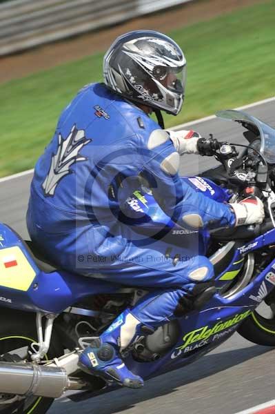 Motorcycle action photographs;Trackday digital images;event digital images;eventdigitalimages;no limits trackday;peter wileman photography;snetterton;snetterton circuit norfolk;snetterton photographs;trackday;trackday photos
