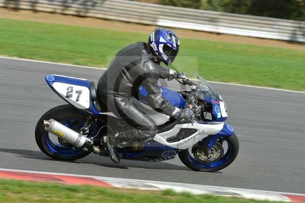 Motorcycle action photographs;Trackday digital images;event digital images;eventdigitalimages;no limits trackday;peter wileman photography;snetterton;snetterton circuit norfolk;snetterton photographs;trackday;trackday photos