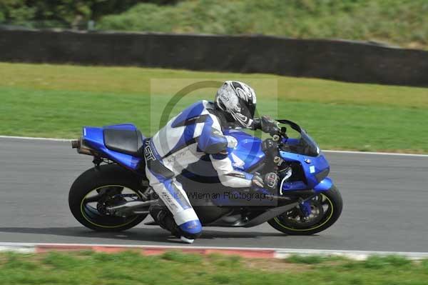 Motorcycle action photographs;Trackday digital images;event digital images;eventdigitalimages;no limits trackday;peter wileman photography;snetterton;snetterton circuit norfolk;snetterton photographs;trackday;trackday photos