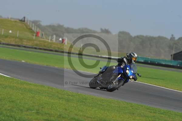 Motorcycle action photographs;Trackday digital images;event digital images;eventdigitalimages;no limits trackday;peter wileman photography;snetterton;snetterton circuit norfolk;snetterton photographs;trackday;trackday photos