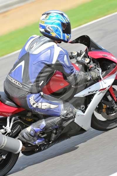 Motorcycle action photographs;Trackday digital images;event digital images;eventdigitalimages;no limits trackday;peter wileman photography;snetterton;snetterton circuit norfolk;snetterton photographs;trackday;trackday photos
