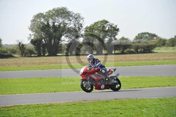Motorcycle action photographs;Trackday digital images;event digital images;eventdigitalimages;no limits trackday;peter wileman photography;snetterton;snetterton circuit norfolk;snetterton photographs;trackday;trackday photos