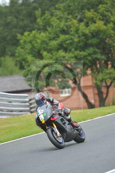 Motorcycle action photographs;Trackday digital images;event digital images;eventdigitalimages;no limits trackday;oulton park;oulton park circuit cheshire;oulton park photographs;peter wileman photography;trackday;trackday photos