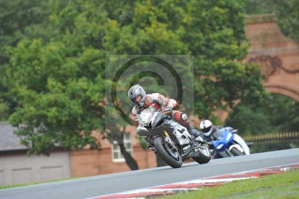 Motorcycle action photographs;Trackday digital images;event digital images;eventdigitalimages;no limits trackday;oulton park;oulton park circuit cheshire;oulton park photographs;peter wileman photography;trackday;trackday photos