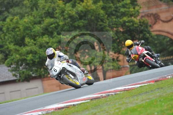 Motorcycle action photographs;Trackday digital images;event digital images;eventdigitalimages;no limits trackday;oulton park;oulton park circuit cheshire;oulton park photographs;peter wileman photography;trackday;trackday photos