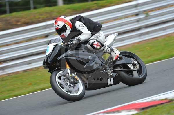 Motorcycle action photographs;Trackday digital images;event digital images;eventdigitalimages;no limits trackday;oulton park;oulton park circuit cheshire;oulton park photographs;peter wileman photography;trackday;trackday photos