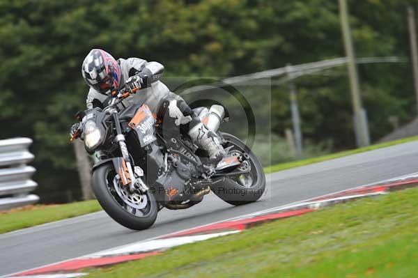 Motorcycle action photographs;Trackday digital images;event digital images;eventdigitalimages;no limits trackday;oulton park;oulton park circuit cheshire;oulton park photographs;peter wileman photography;trackday;trackday photos