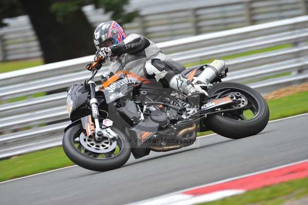 Motorcycle action photographs;Trackday digital images;event digital images;eventdigitalimages;no limits trackday;oulton park;oulton park circuit cheshire;oulton park photographs;peter wileman photography;trackday;trackday photos