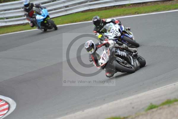 Motorcycle action photographs;Trackday digital images;event digital images;eventdigitalimages;no limits trackday;oulton park;oulton park circuit cheshire;oulton park photographs;peter wileman photography;trackday;trackday photos